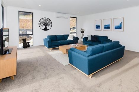 Photo of property in 33 Brugh Place, Andersons Bay, Dunedin, 9013