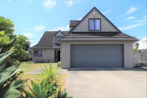 Photo of property in 134 Puka Crescent, Matarangi, Whitianga, 3592