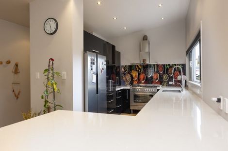 Photo of property in 140a Solar Road, Glen Eden, Auckland, 0602