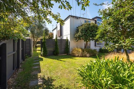 Photo of property in 1/107 Holly Road, St Albans, Christchurch, 8014
