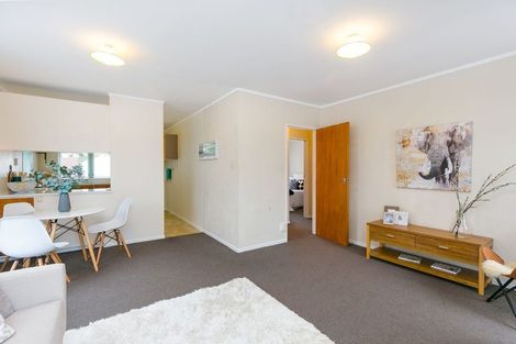 Photo of property in 6 Downing Street, Crofton Downs, Wellington, 6035