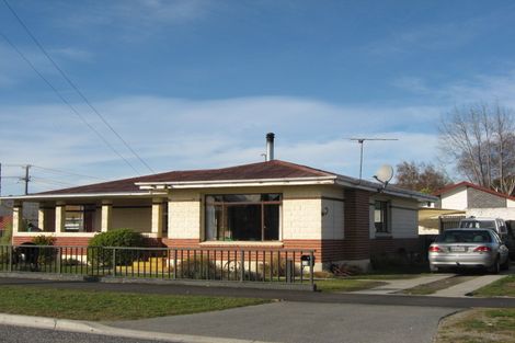 Photo of property in 33 Clutha Street, Alexandra, 9320