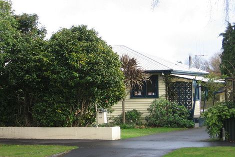 Photo of property in 10 Franklin Avenue, Hokowhitu, Palmerston North, 4410