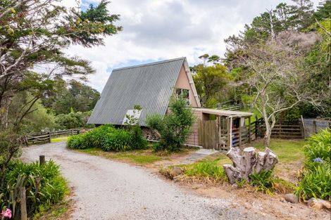 Photo of property in 57 Whangarei Heads School Road, Whangarei Heads, Whangarei, 0174