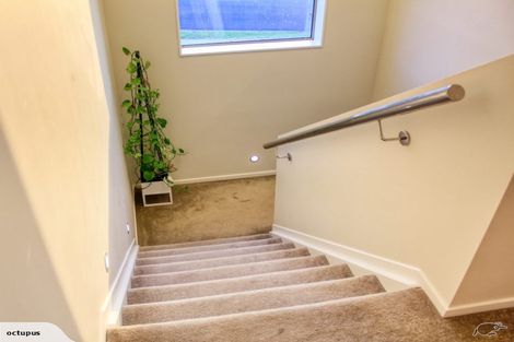 Photo of property in 4 Kirikiri Drive, Papakura, 2110