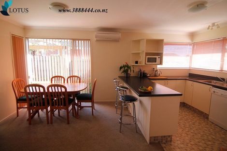 Photo of property in 3 Emlyn Place, Avondale, Christchurch, 8061
