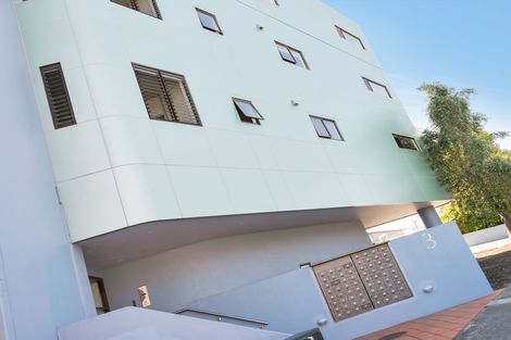 Photo of property in 117/3 Morningside Drive, Morningside, Auckland, 1025