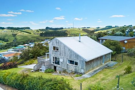 Photo of property in 43 Cable Bay Block Road, Cable Bay, 0420