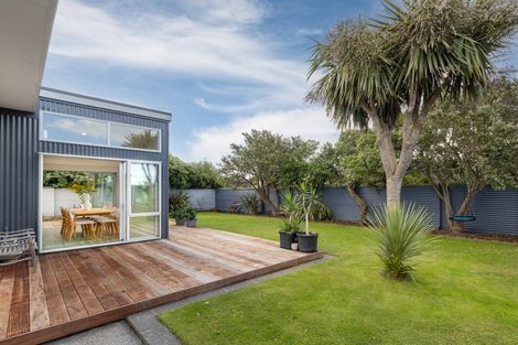 Photo of property in 18b Jervois Street, New Brighton, Christchurch, 8061