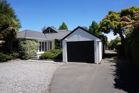 Photo of property in 215 Memorial Avenue, Burnside, Christchurch, 8053