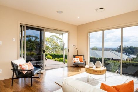 Photo of property in 68 Rochfort Road, Havelock North, 4130