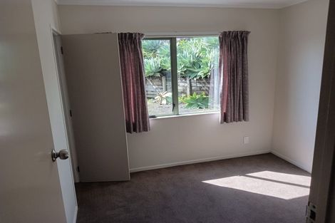 Photo of property in 112 Arrowsmith Road, Waitakere, Henderson, 0782