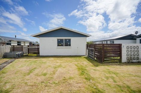 Photo of property in 15 Nevis Crescent, Grasmere, Invercargill, 9810