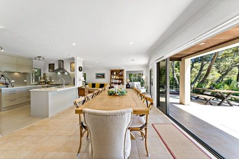 Photo of property in 586 Whitford Road, Whitford, Howick, 2571