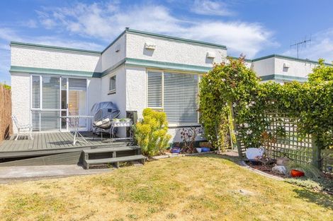 Photo of property in 1/6 Sanders Avenue, Marewa, Napier, 4110