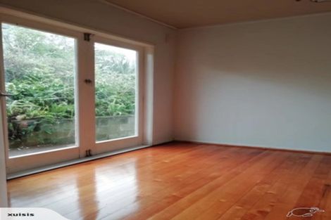 Photo of property in 8 Cypress Place, Sunnynook, Auckland, 0620