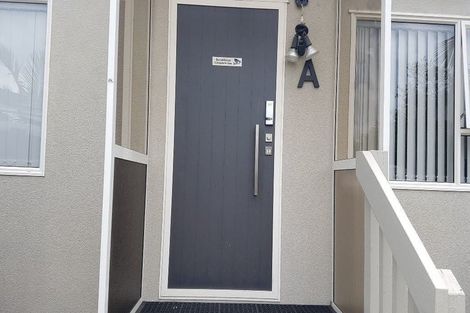 Photo of property in 14 Bruce Road, Glenfield, Auckland, 0629