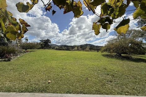 Photo of property in 126 Oneriri Road, Kaiwaka, 0573