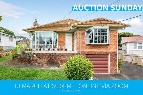 Photo of property in 8 Christina Avenue, Te Atatu South, Auckland, 0602