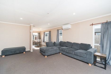 Photo of property in 11 Paradise Place, Milson, Palmerston North, 4414