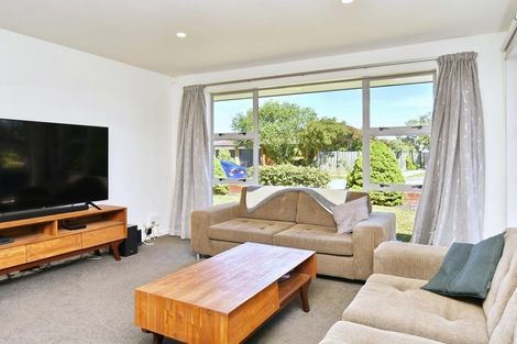 Photo of property in 46 Radiata Avenue, Parklands, Christchurch, 8083