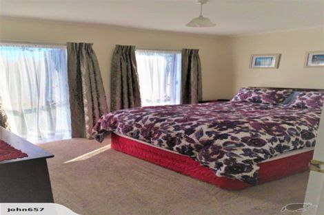 Photo of property in 2/37 Bould Street, Johnsonville, Wellington, 6037