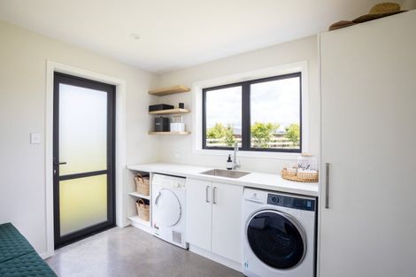 Photo of property in 13 Thomason Road, Egmont Village, New Plymouth, 4371