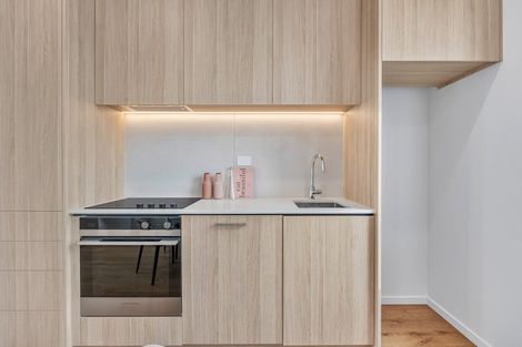 Photo of property in 15 Hadlow Terrace, Grey Lynn, Auckland, 1021