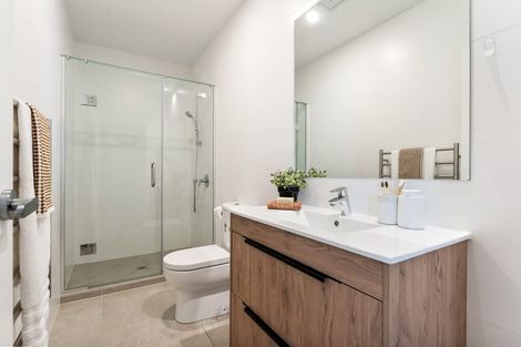 Photo of property in 31 Ascension Crescent, Orewa, 0931