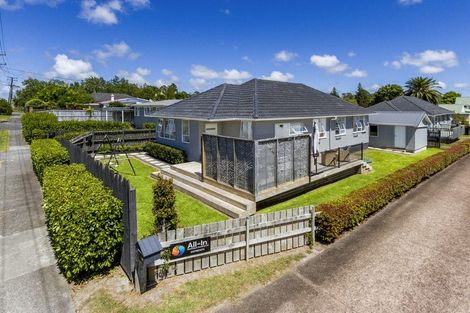 Photo of property in 16 Tapu Road, Huapai, Kumeu, 0810