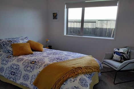 Photo of property in 22 Olney Court, One Tree Point, 0118