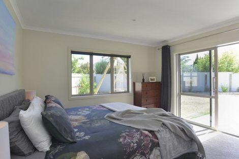 Photo of property in 13 Austin Reid Avenue, Carterton, 5713