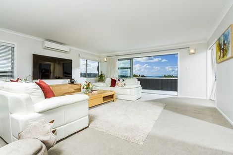 Photo of property in 1/2 Ocean View Road, Milford, Auckland, 0620