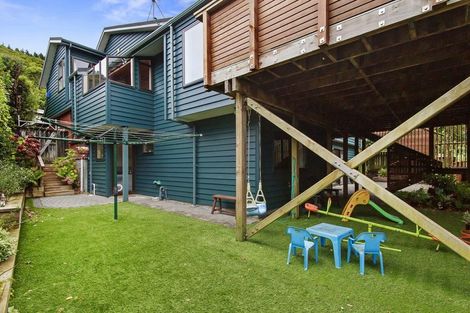 Photo of property in 47 Peterhouse Street, Tawa, Wellington, 5028