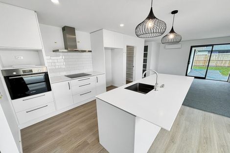 Photo of property in 10 Songpa Street, Halswell, Christchurch, 8025