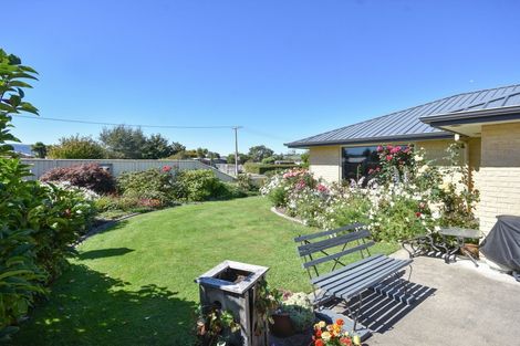 Photo of property in 2 Kura Place, Mosgiel, 9024