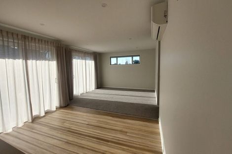 Photo of property in 63 Lincoln Road, Carterton, 5713