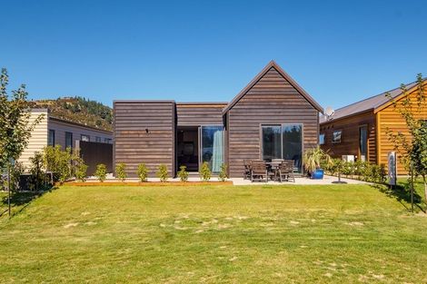 Photo of property in 9 Mount Creighton Crescent, Wanaka, 9305