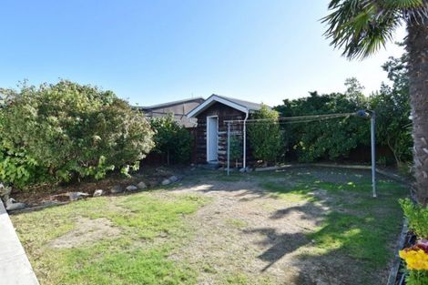 Photo of property in 80 Pacific Road, North New Brighton, Christchurch, 8083