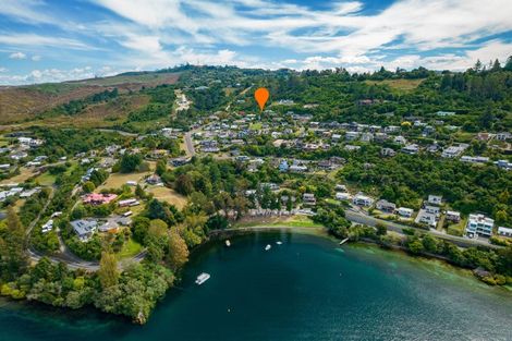 Photo of property in 102 Wakeman Road, Acacia Bay, Taupo, 3330