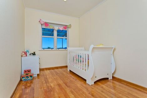 Photo of property in 86 Carlisle Road, Browns Bay, Auckland, 0632