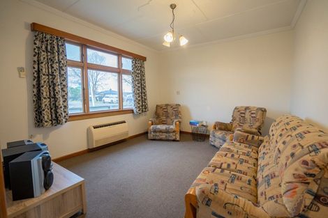 Photo of property in 2 Hillary Street, Winton, 9720