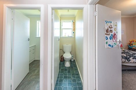 Photo of property in 14 Kotuku Street, Castlecliff, Whanganui, 4501