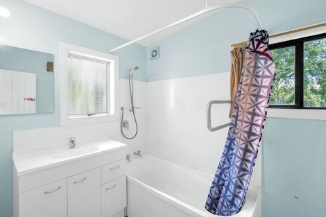 Photo of property in 111 Princes Street, Waikari, 7420