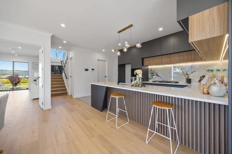 Photo of property in 2 Laurel Drive, Rosehill, 2113