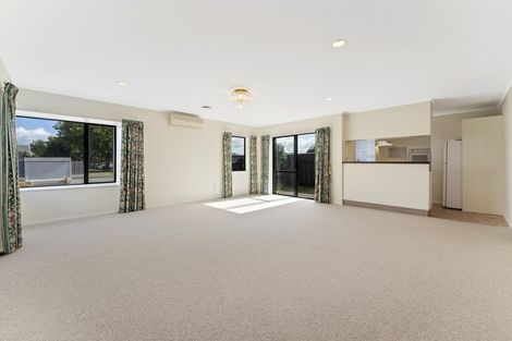 Photo of property in 336 Featherston Street, Palmerston North, 4414