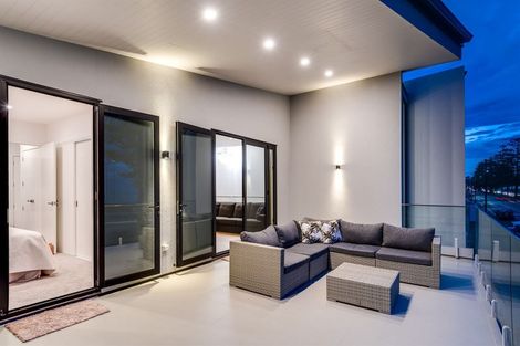 Photo of property in 607 Marine Parade, Napier South, Napier, 4110