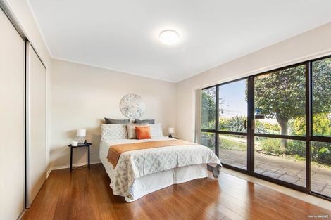 Photo of property in 153 Wiseley Road, West Harbour, Auckland, 0618