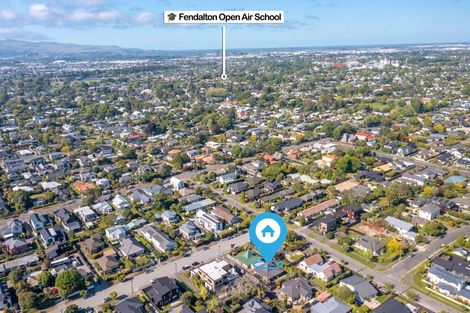 Photo of property in 2/31 Taylors Avenue, Bryndwr, Christchurch, 8052