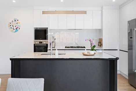 Photo of property in 24 Opouatu Avenue, Glenbrook, Waiuku, 2681